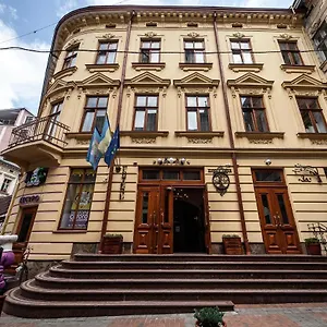 kryva-lypa.hotelslviv.net/