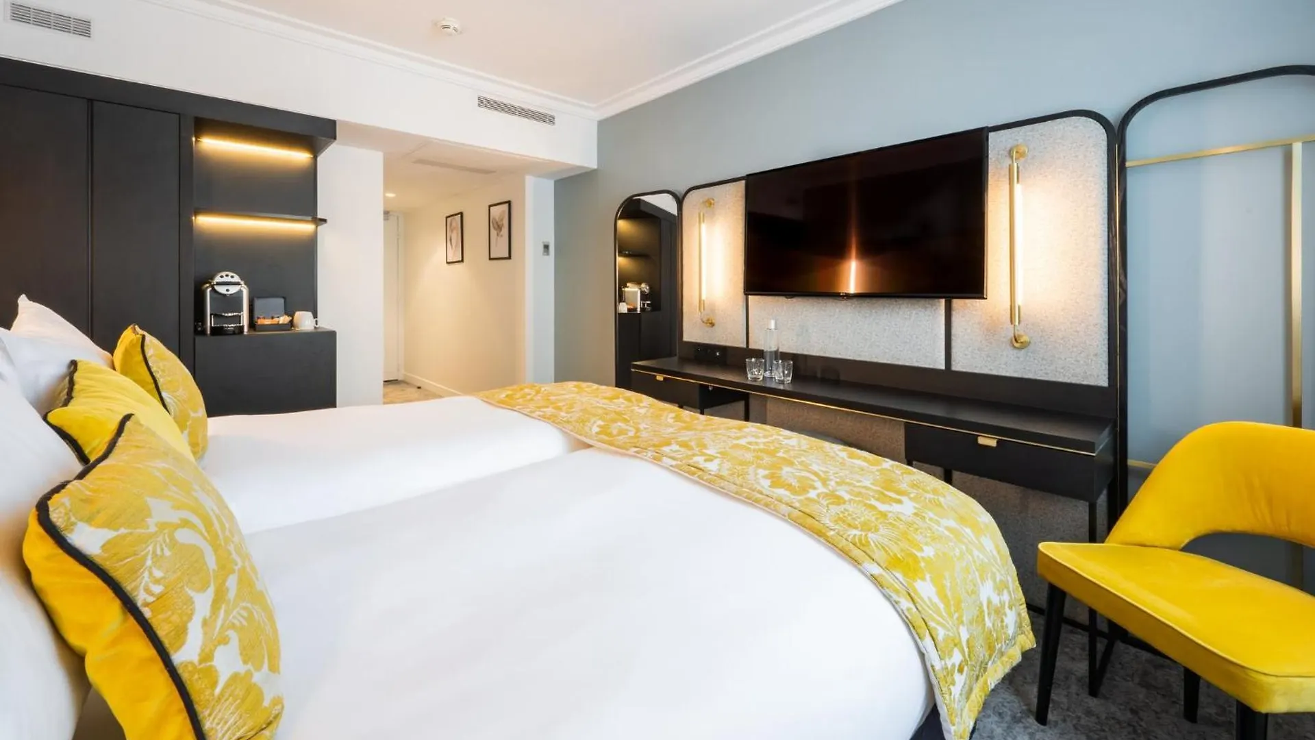 Voco Paris Montparnasse, An Ihg Hotel 4*,  France